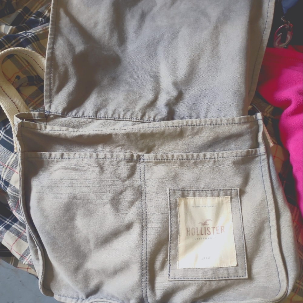 A purse / laptop bag